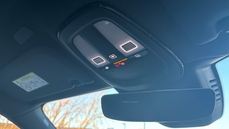 Volvo XC40 2.0 B4P Plus Dark 5dr Auto Petrol Estate